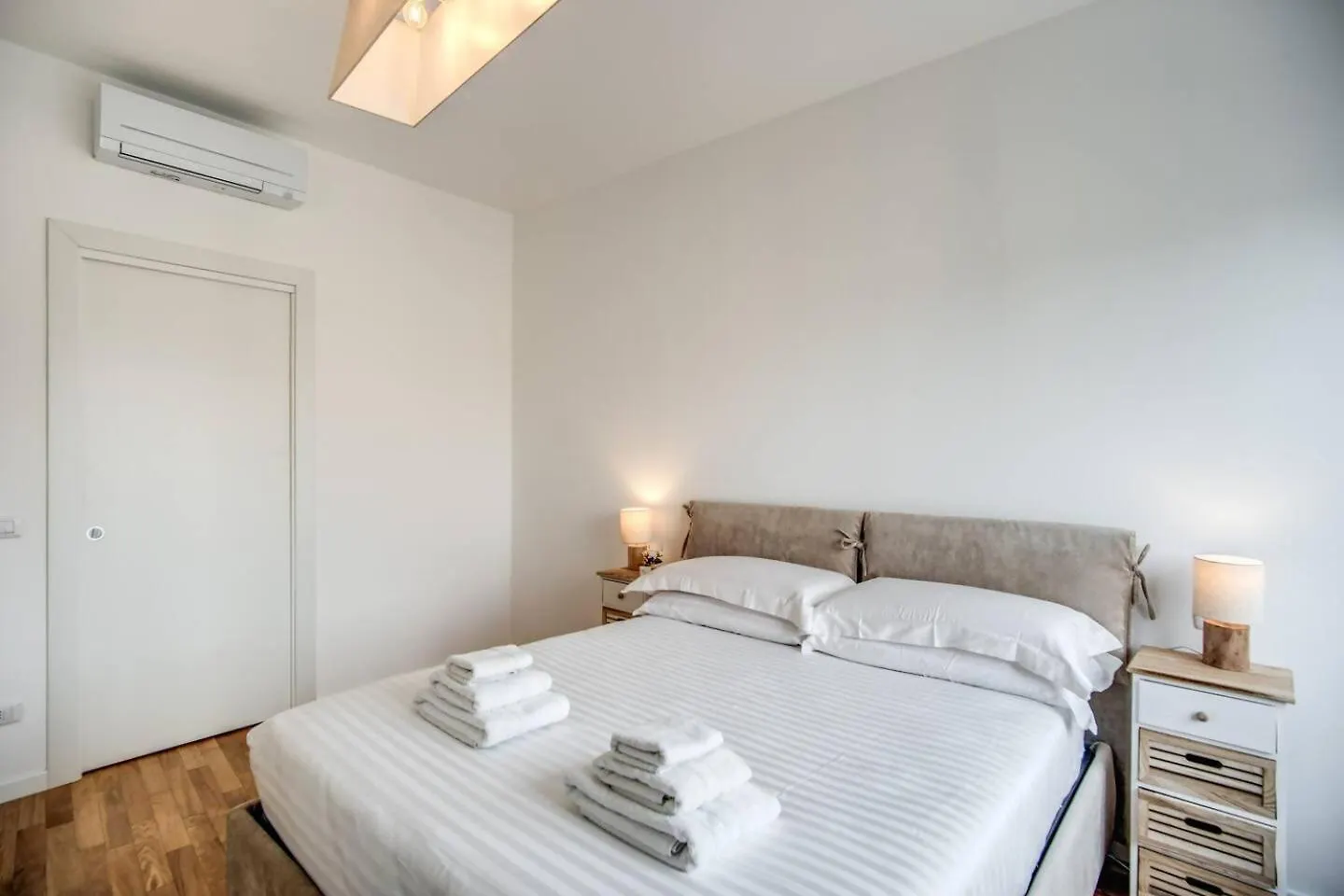 Apartment Naos Suite Close Popolo Square Rome Italy