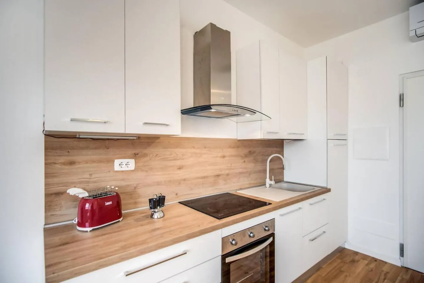 Naos Suite Close Popolo Square Rome Apartment